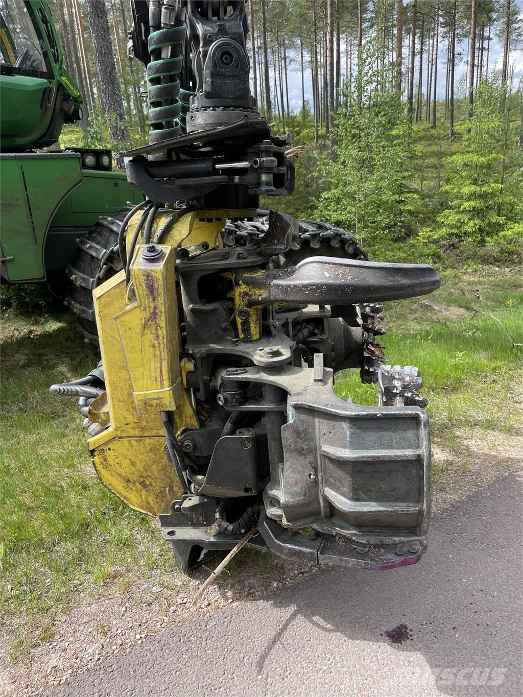 John Deere 1270G Skördare