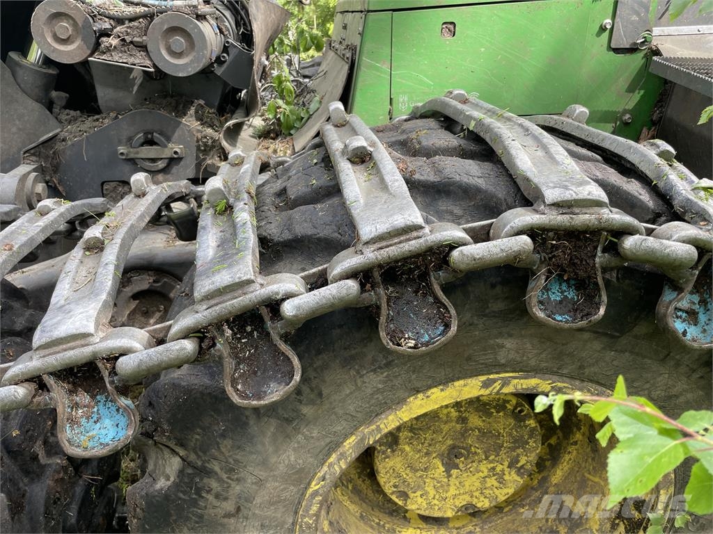 John Deere 1270G Skördare