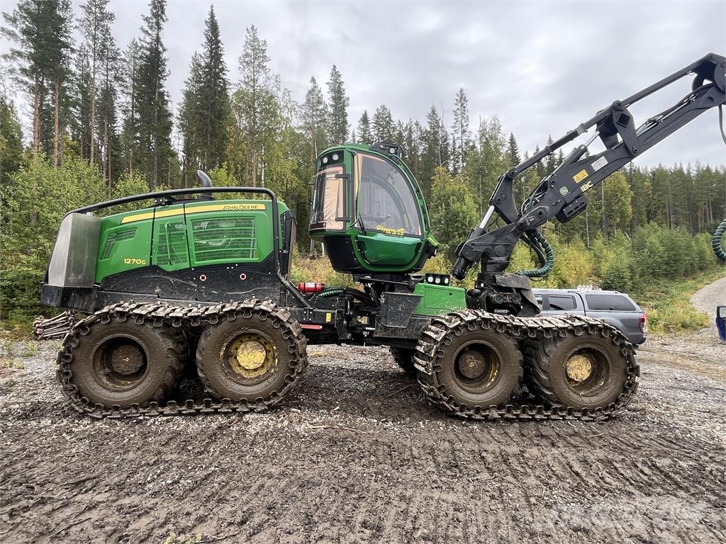 John Deere 1270G Skördare