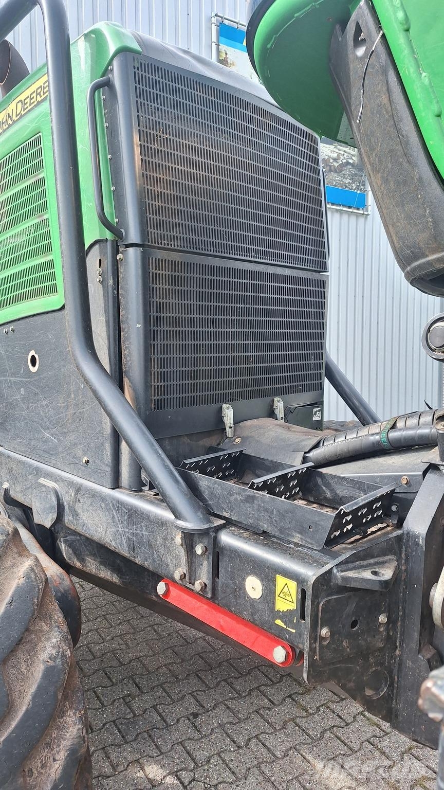 John Deere 1270E Harvester