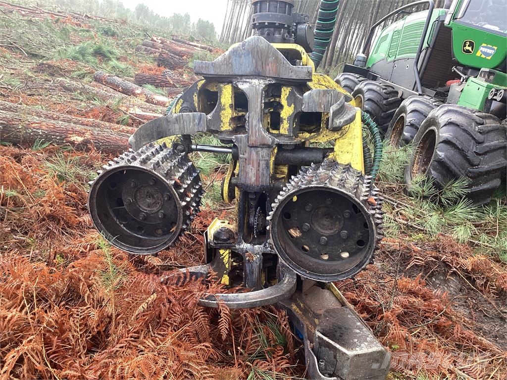 John Deere 1270G حصادات