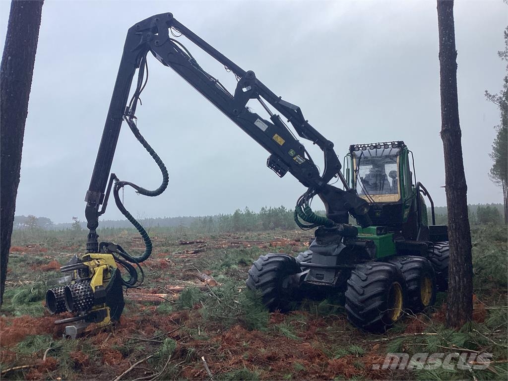 John Deere 1270G حصادات