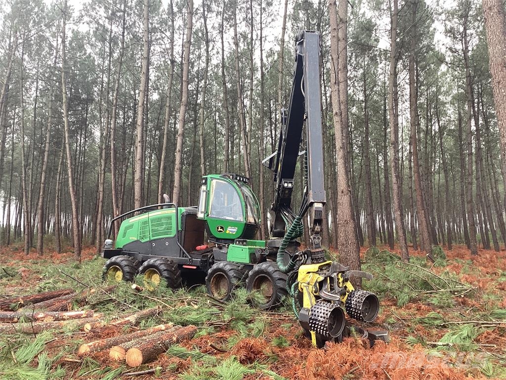 John Deere 1270G حصادات