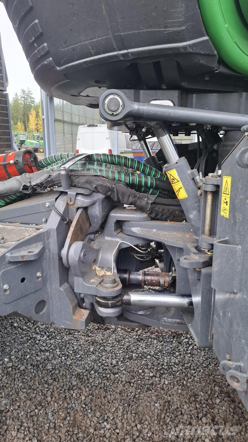 John Deere 1270G حصادات