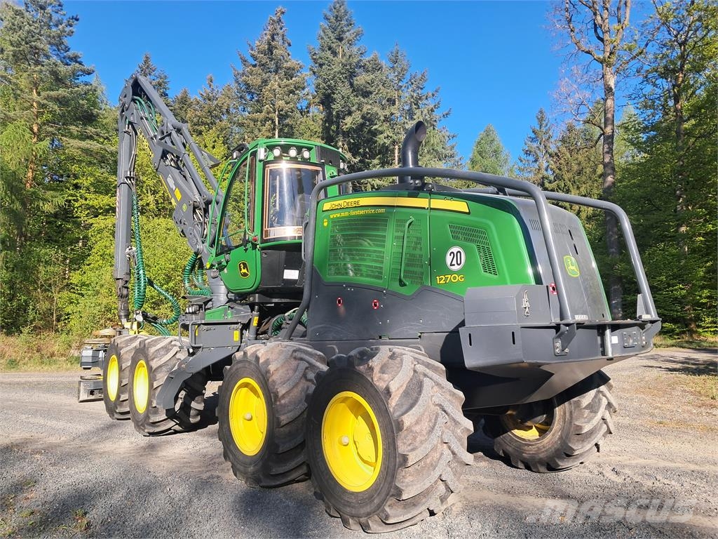 John Deere 1270G Harversteri