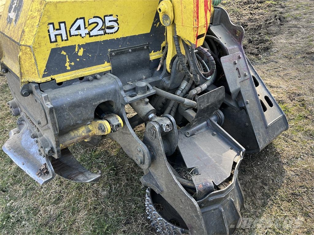 John Deere 1270G Harvesters