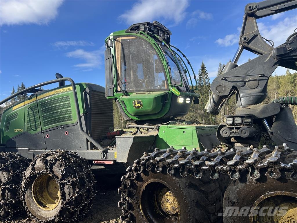 John Deere 1270G Harvesters