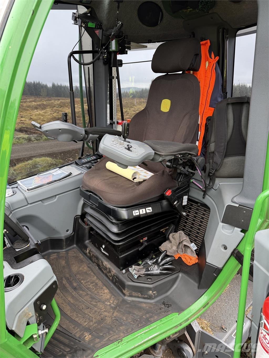 John Deere 1270G Betakarítók