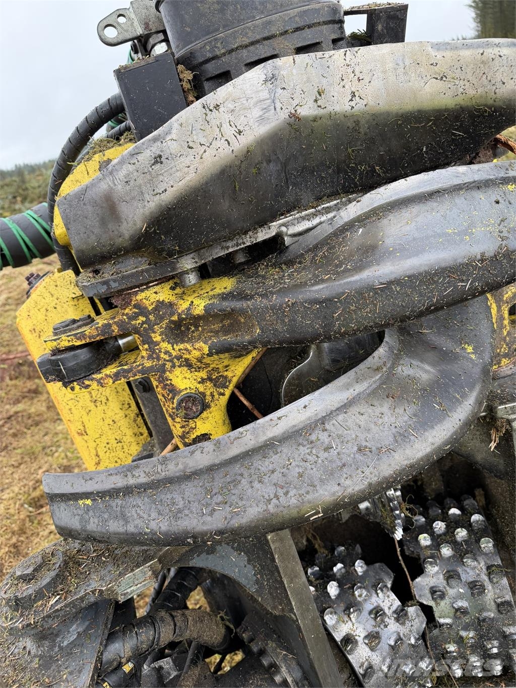 John Deere 1270G Betakarítók