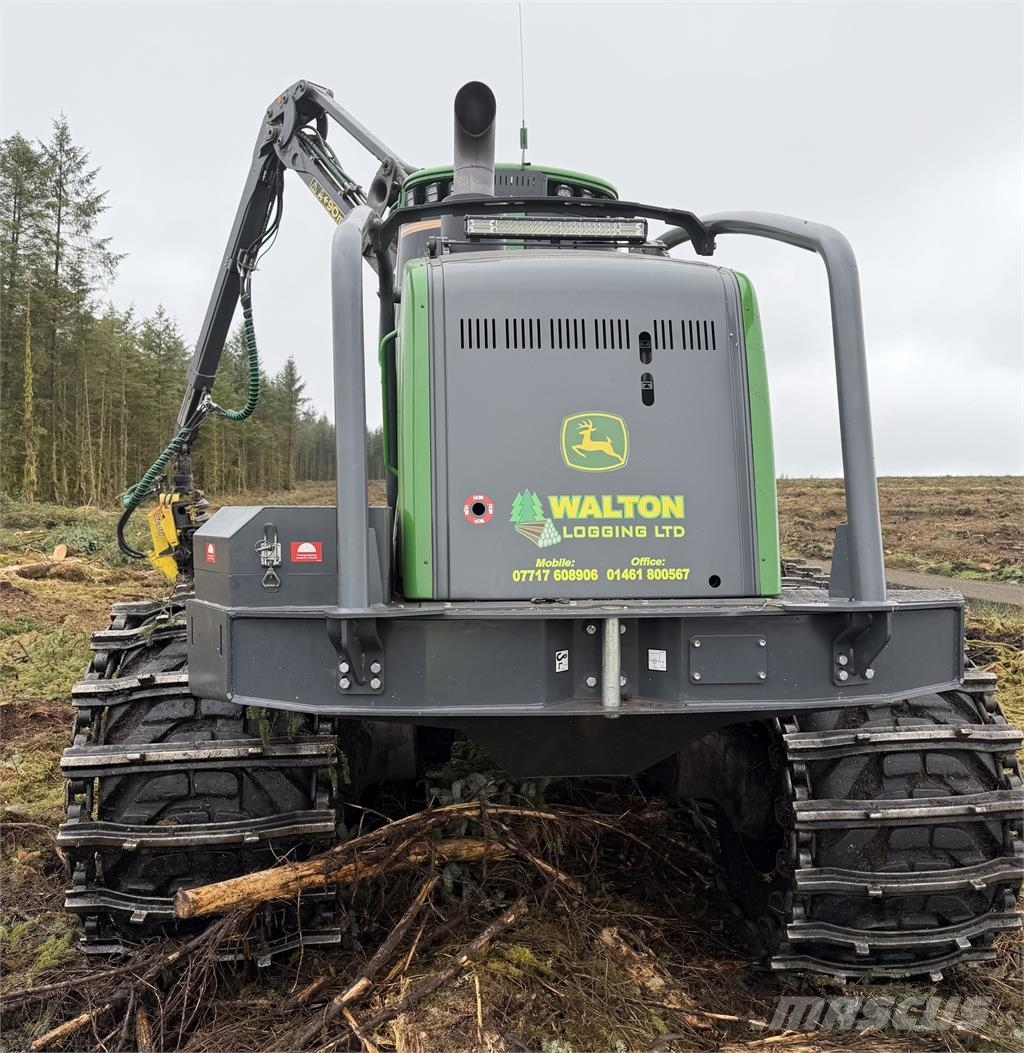 John Deere 1270G Betakarítók