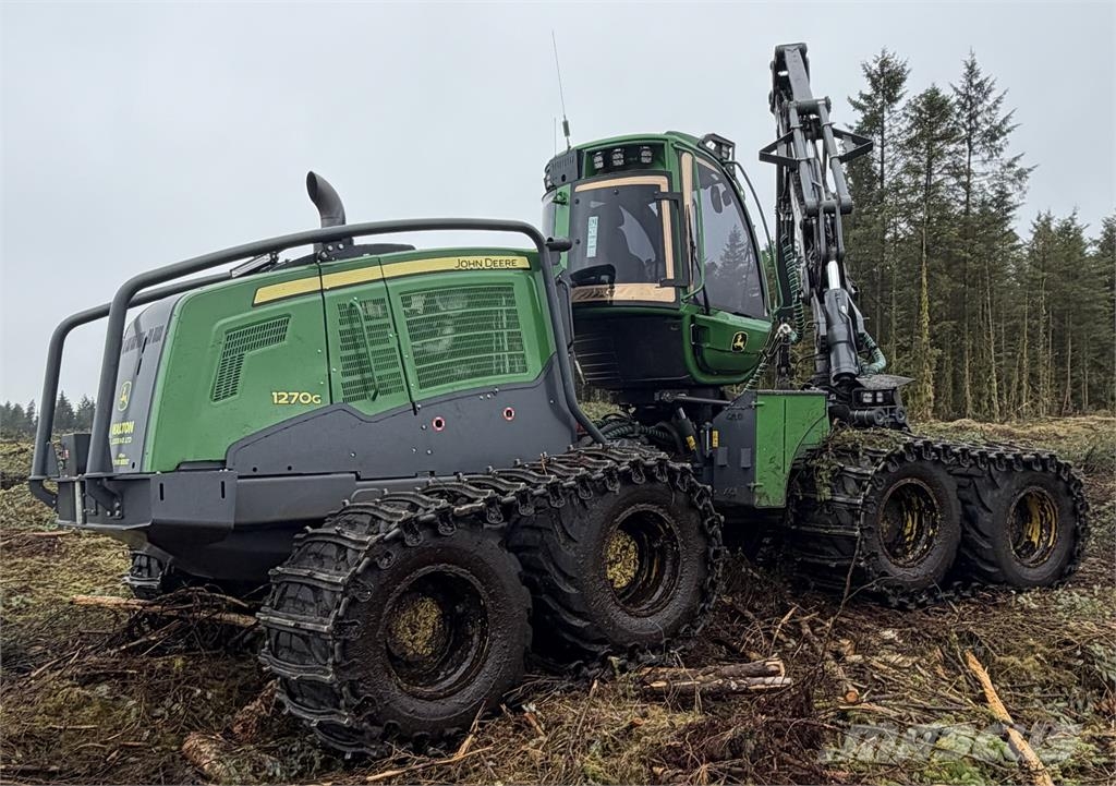 John Deere 1270G Betakarítók