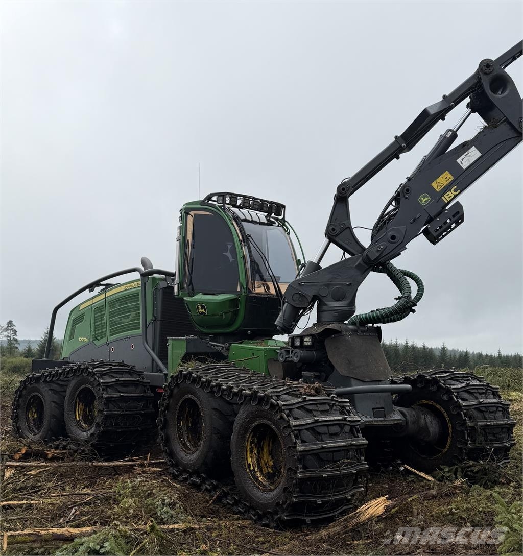 John Deere 1270G Betakarítók