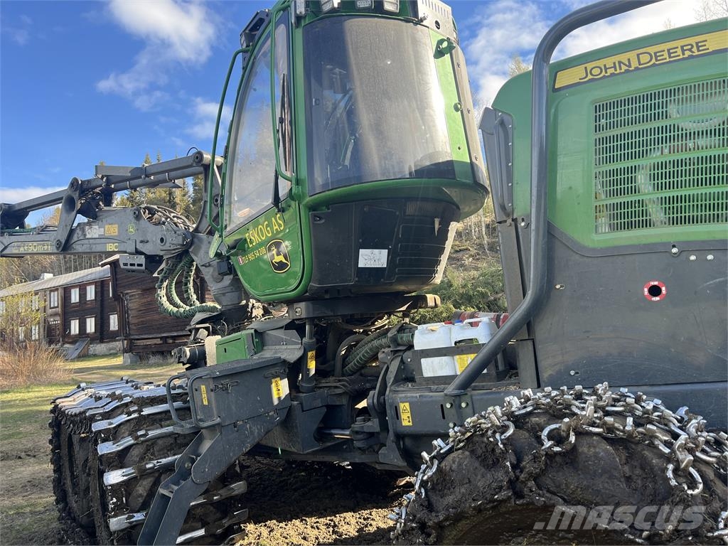 John Deere 1270G Harvesters
