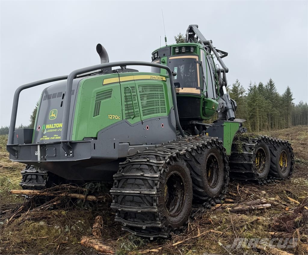 John Deere 1270G Betakarítók