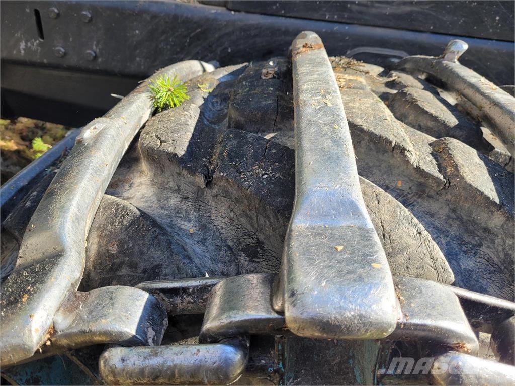 John Deere 1270G ハーベスター