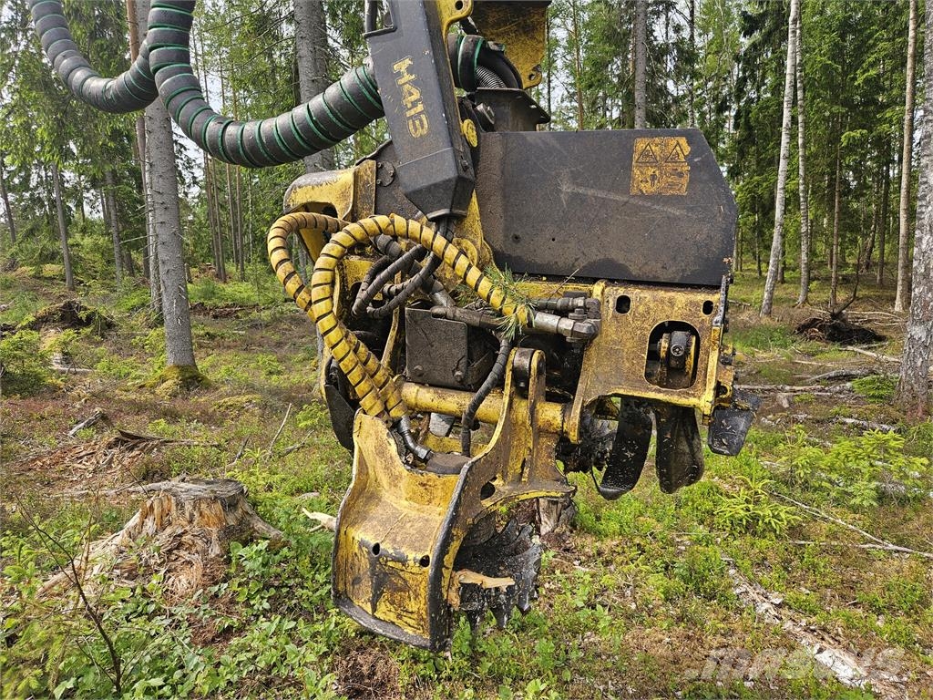 John Deere 1270G ハーベスター