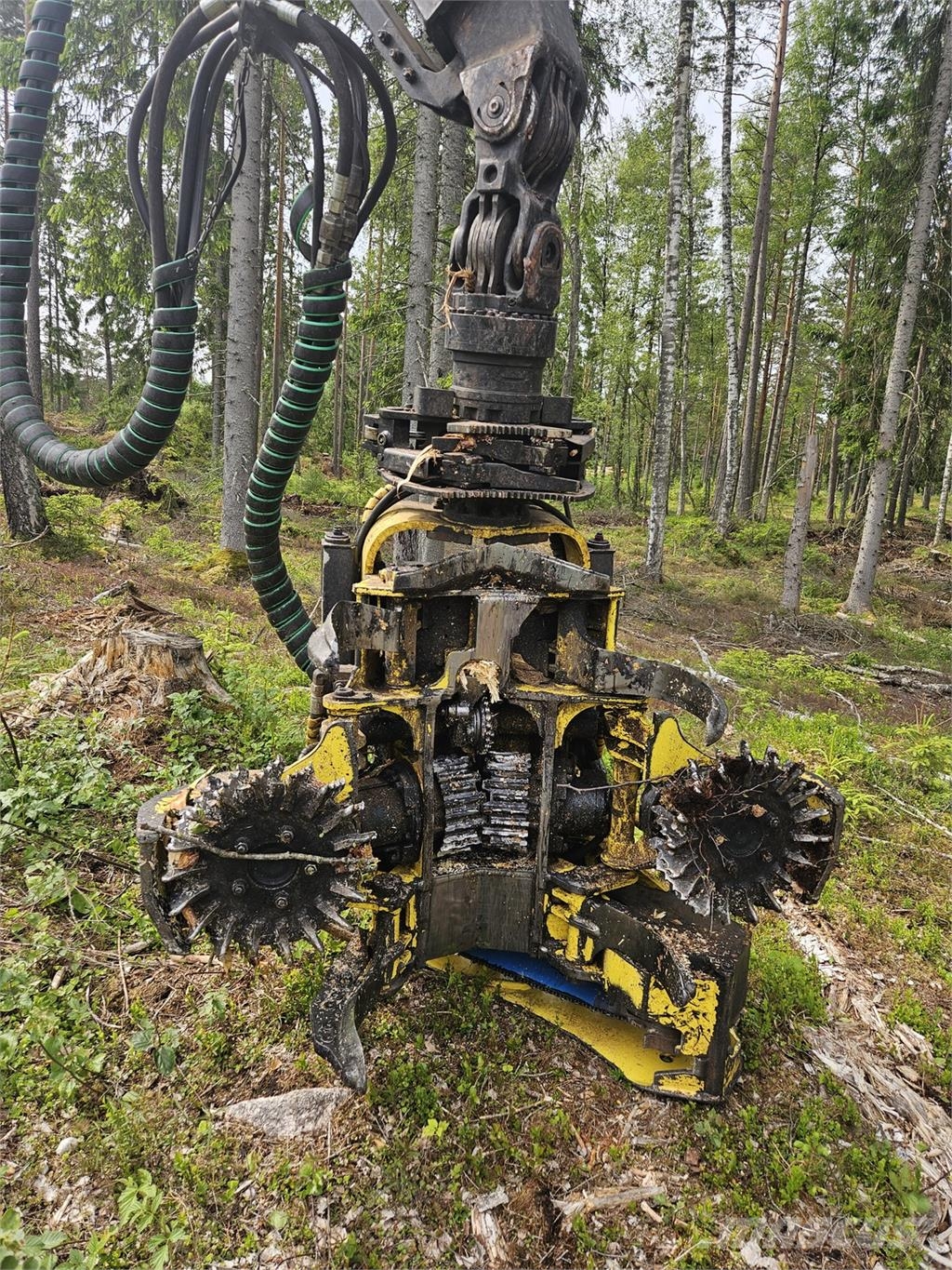 John Deere 1270G ハーベスター