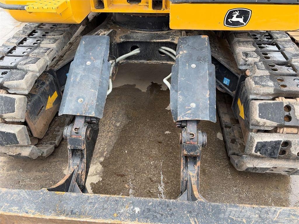 John Deere 135 P Bageri guseničari