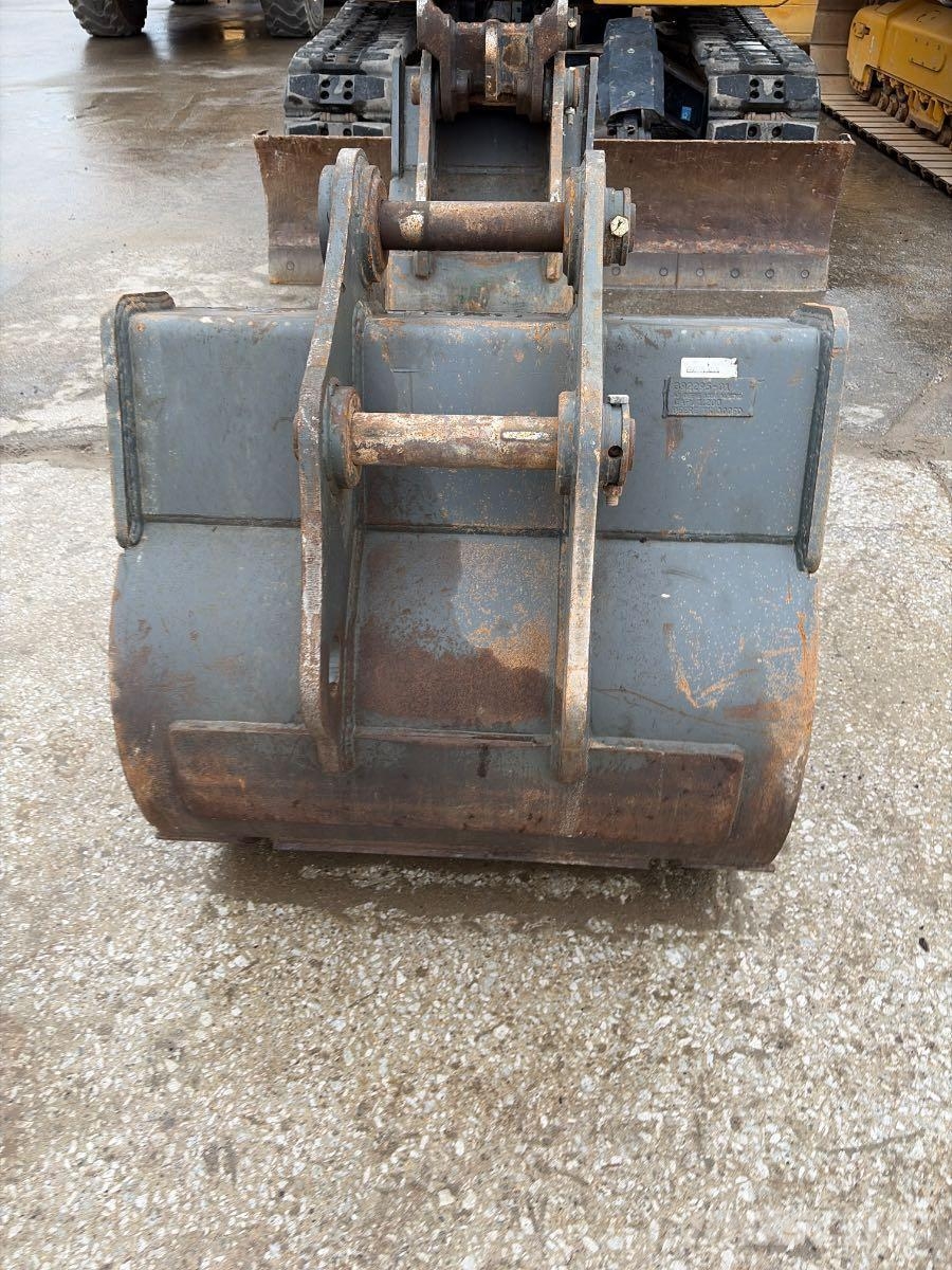 John Deere 135 P Bageri guseničari