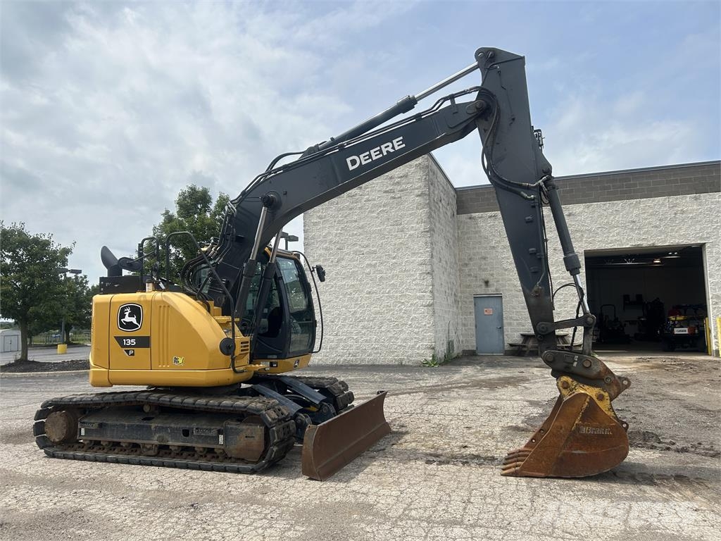 John Deere 135 P Beltegraver