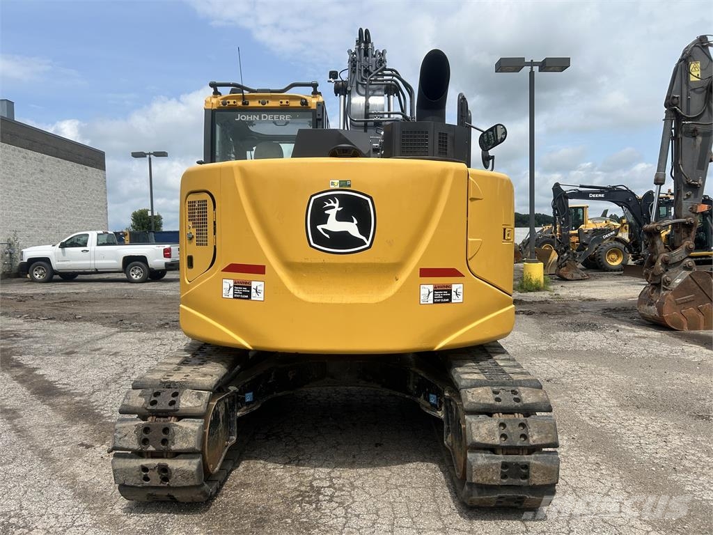 John Deere 135 P Beltegraver