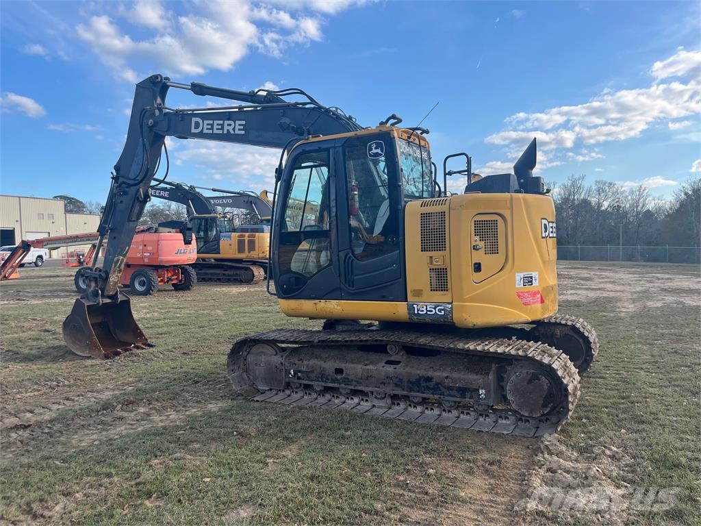 John Deere 135G Excavatoare pe șenile
