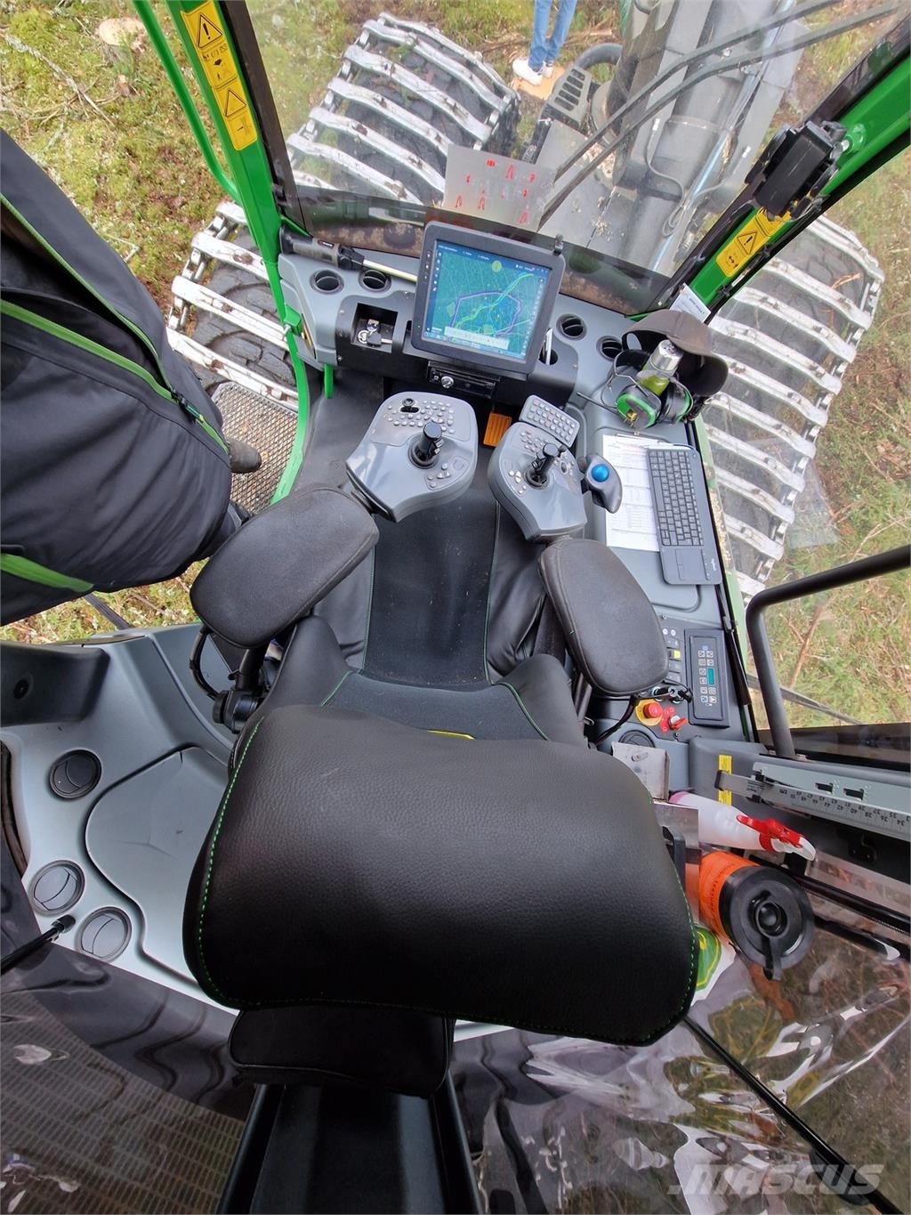 John Deere 1470G Harvesterit