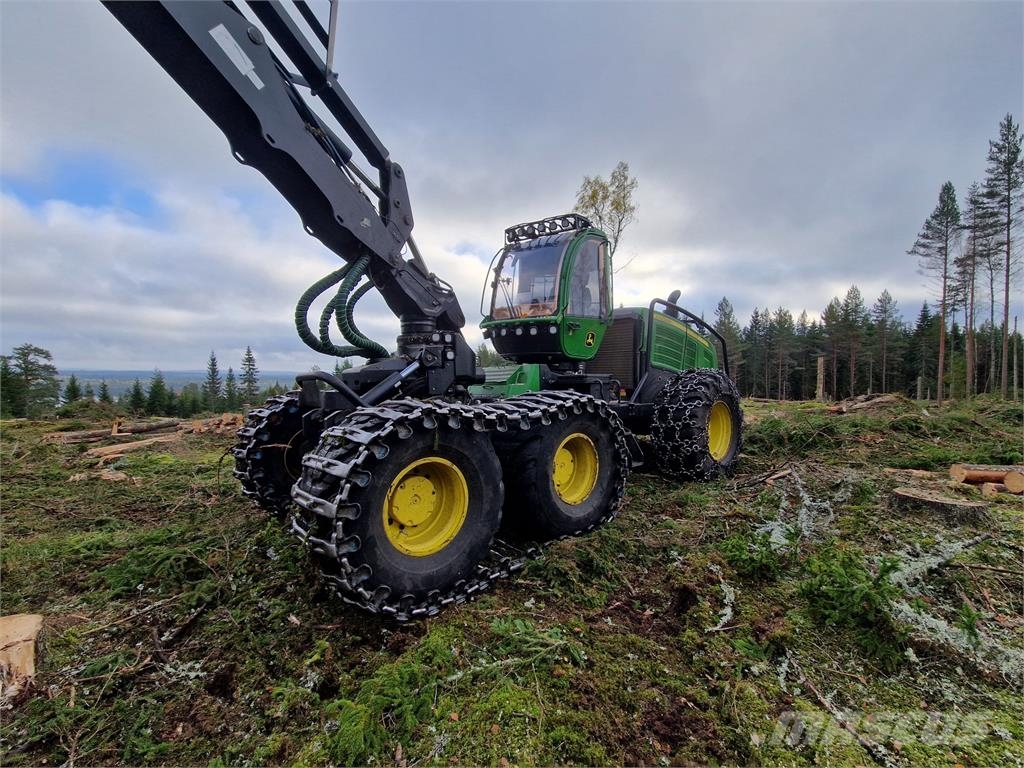 John Deere 1470G Harvesterit