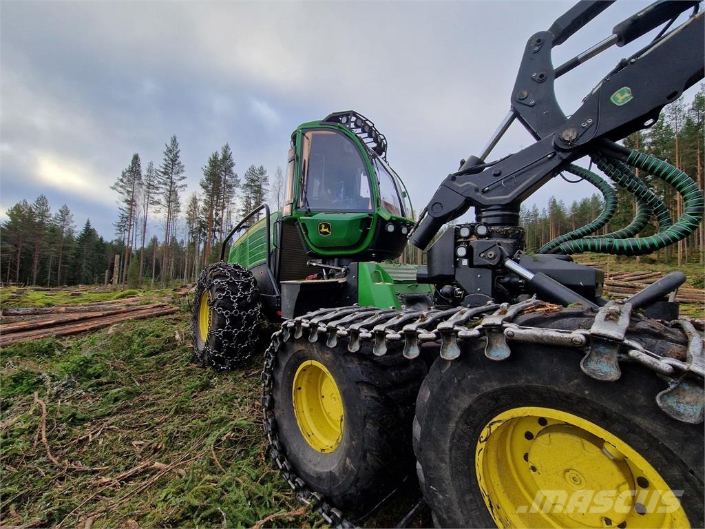 John Deere 1470G Harvesterit