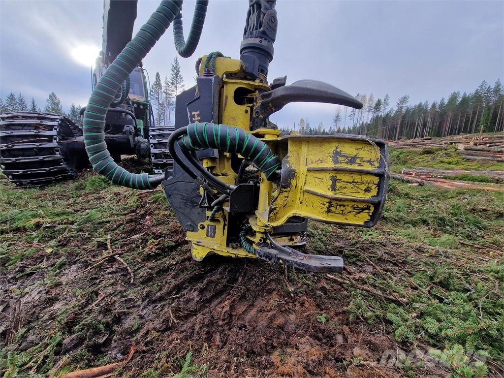 John Deere 1470G Harvesterit