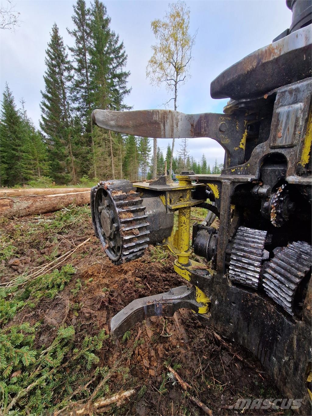 John Deere 1470G Harvesterit