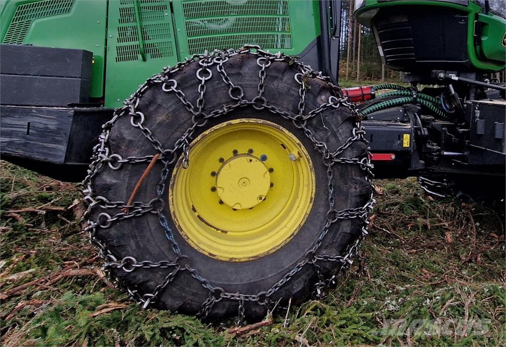 John Deere 1470G Harvesterit