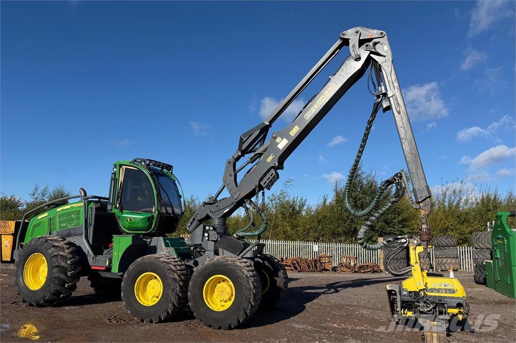 John Deere 1470G Betakarítók