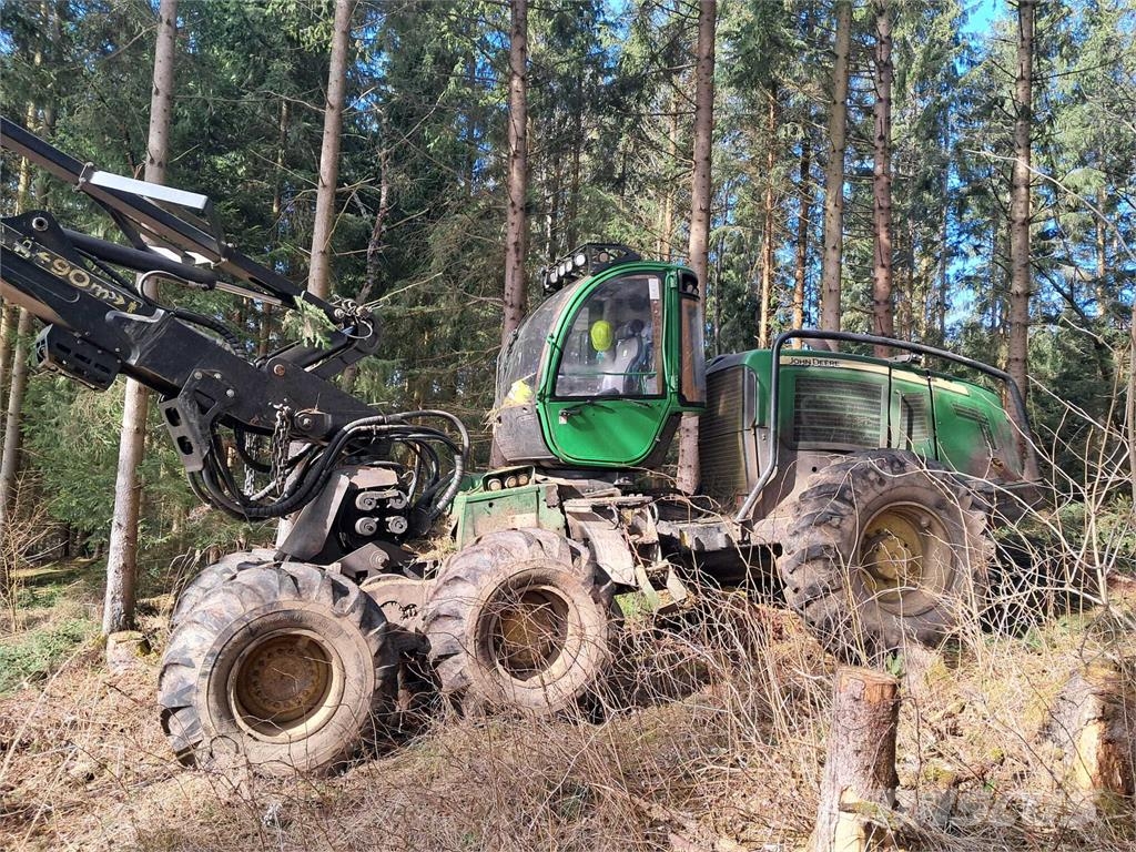 John Deere 1470E Θεριζοαλωνιστικές μηχανές