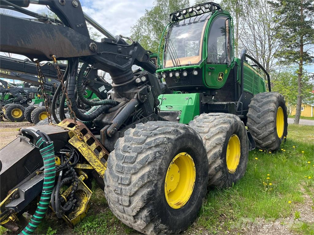 John Deere 1470G Harvesterit