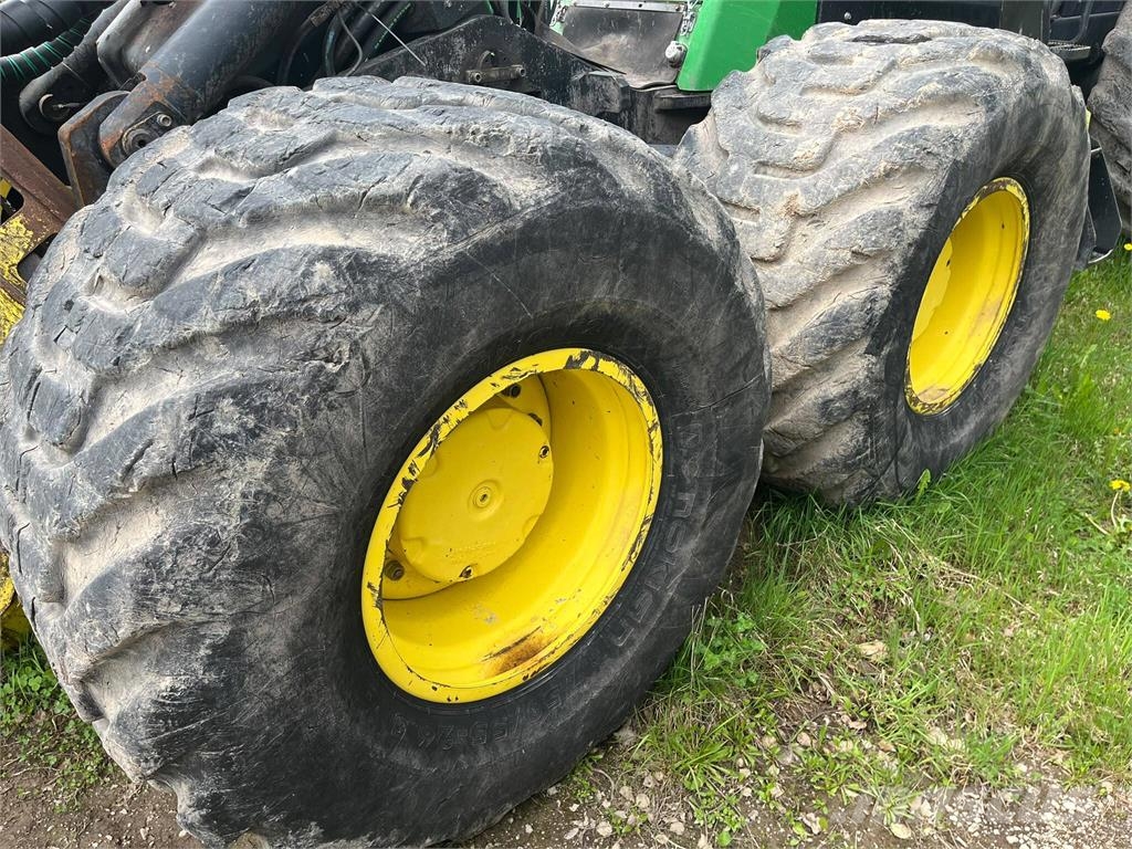 John Deere 1470G Harvesterit