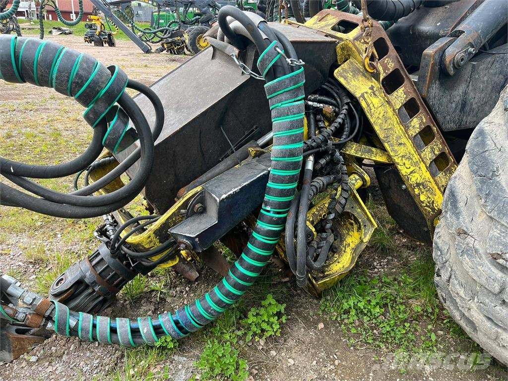 John Deere 1470G Harvesterit