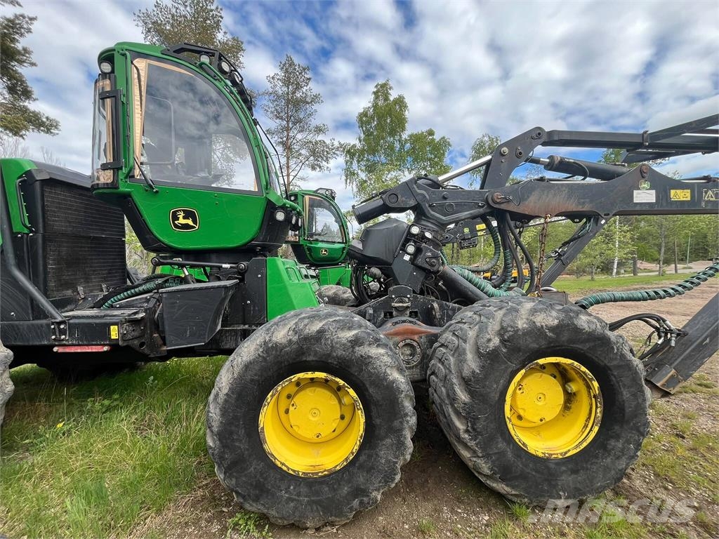John Deere 1470G Harvesterit