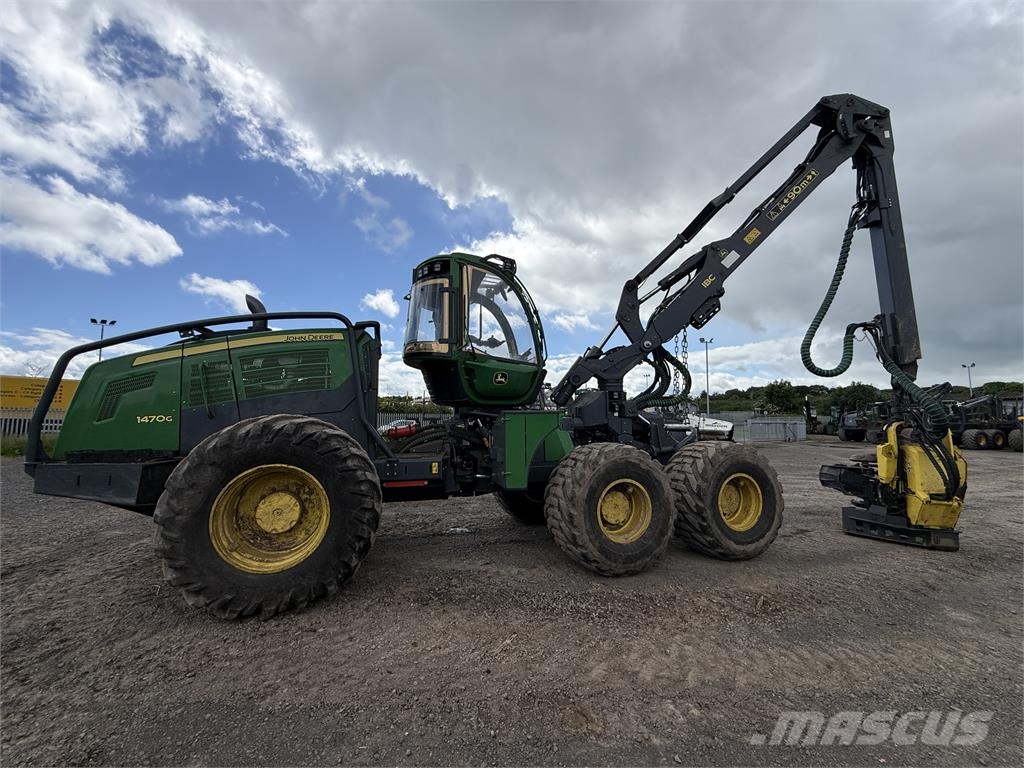 John Deere 1470G Harvesters