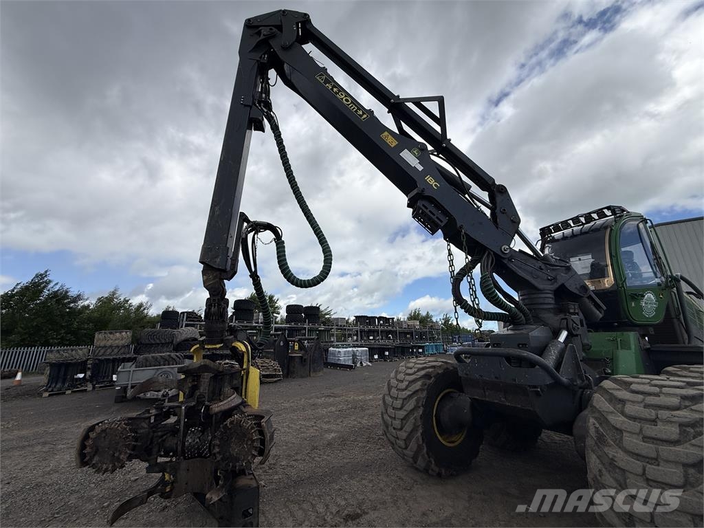 John Deere 1470G Harvesters