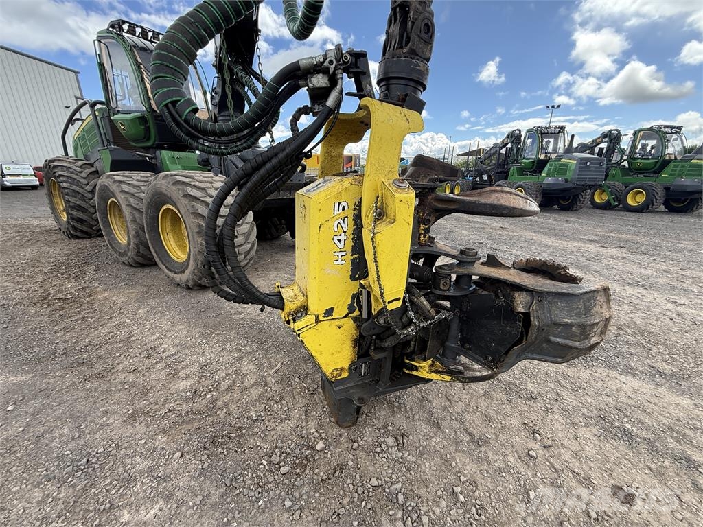 John Deere 1470G Harvesters