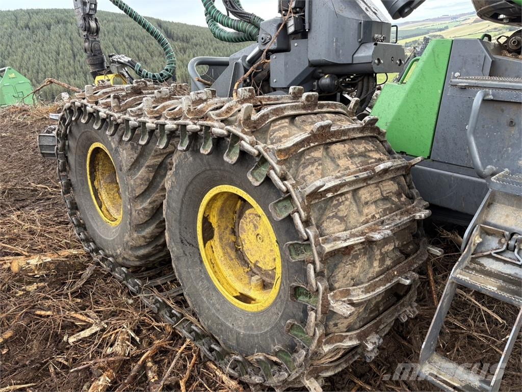 John Deere 1470G Harvesters