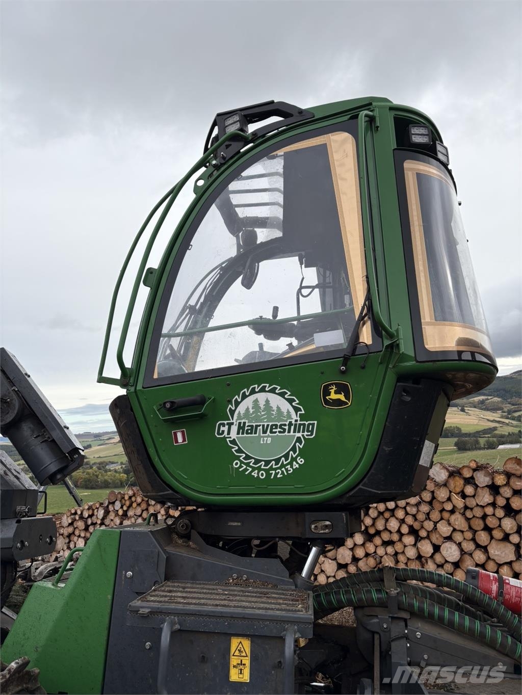 John Deere 1470G Harvesters