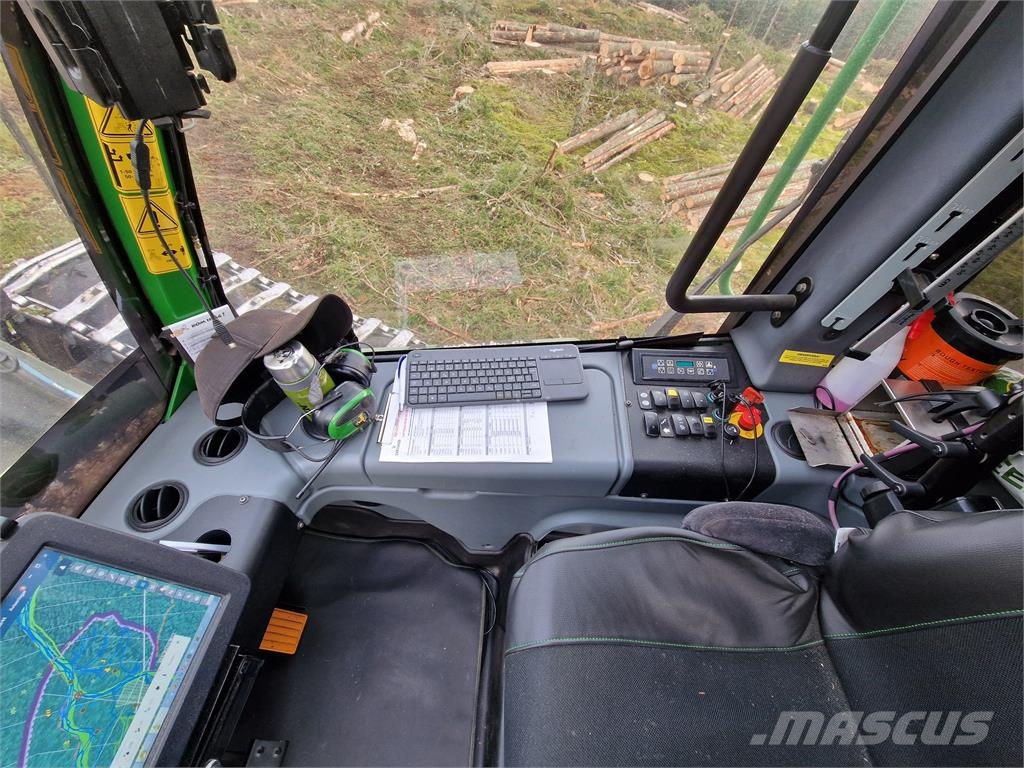 John Deere 1470G Harvesterit