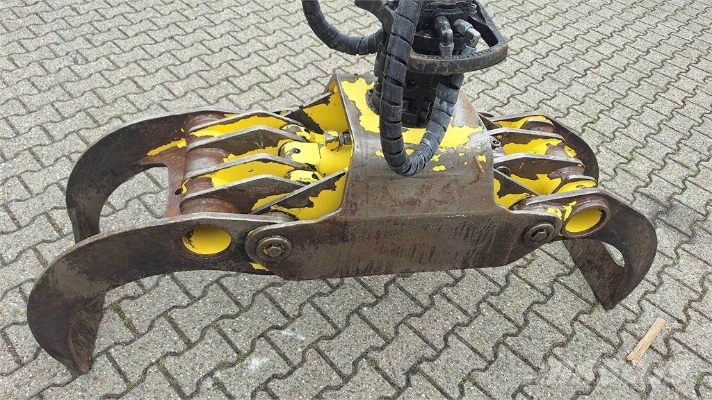 John Deere 1510G شاحنات