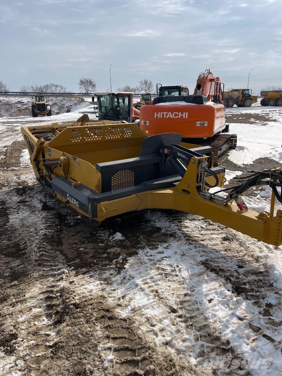 John Deere 1510D Traktoriai
