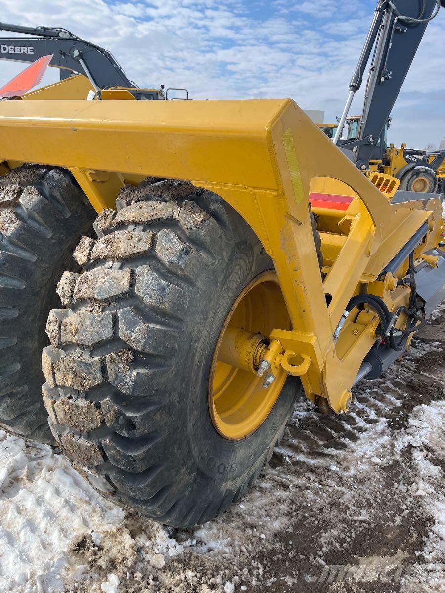 John Deere 1510D Traktoriai
