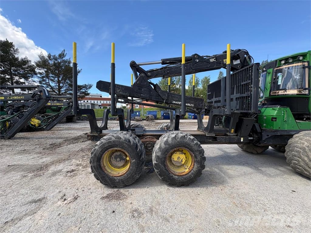 John Deere 1510G Lesné traktory