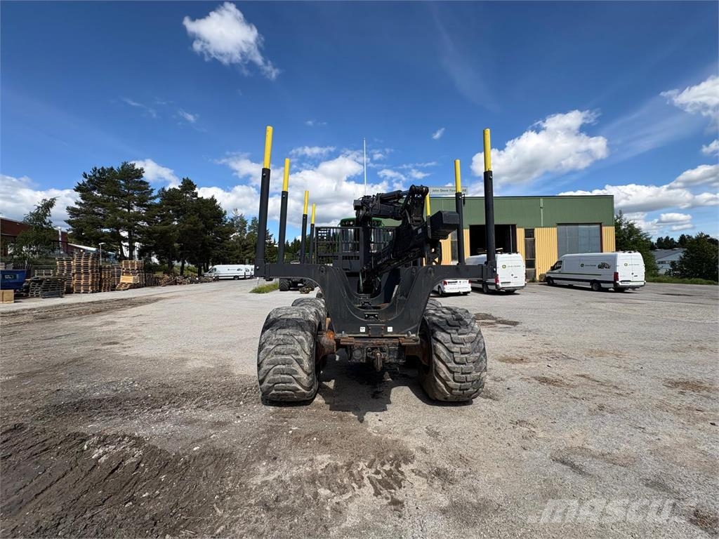 John Deere 1510G Lesné traktory