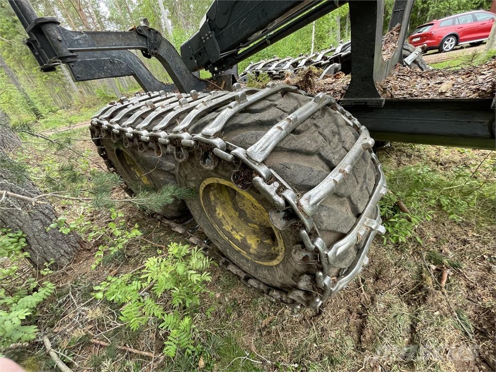 John Deere 1510G Lesné traktory